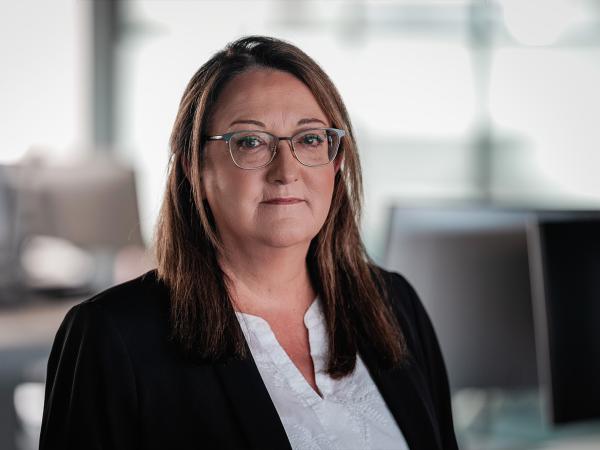Edel Fegan, Executive Assistant