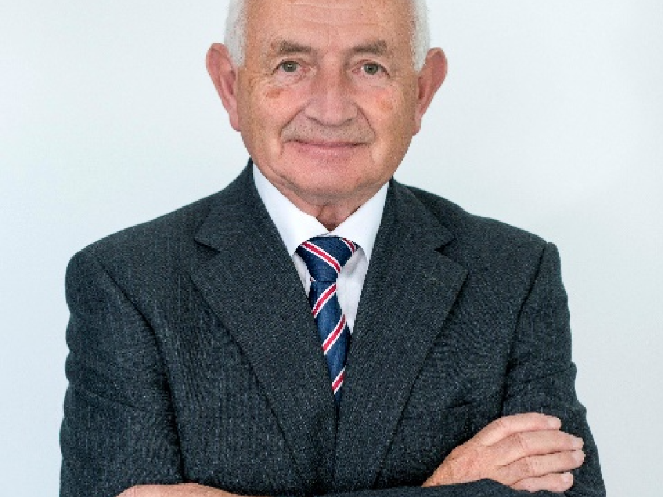 B Nelson Loane